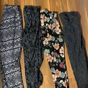 Bundle of torrid skull leggings